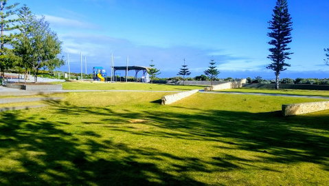 Mandurah Beach Front Apartment - Accommodation Brunswick Heads 9