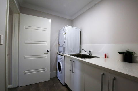 Studio Style Mindarie Marina - Accommodation Brunswick Heads 8