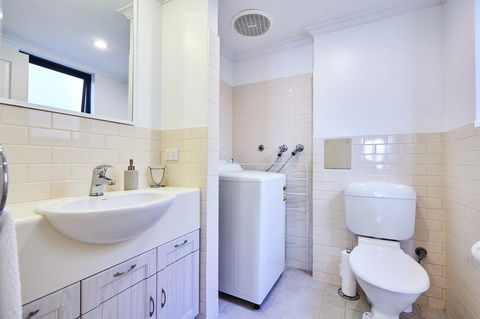 Fremantle Townhouse Unit 6 - Accommodation Brunswick Heads 3