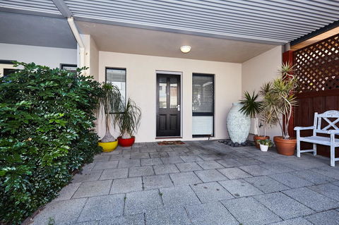 Fremantle Townhouse Unit 6 - Accommodation Brunswick Heads 11