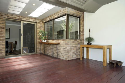 Marcus Villa Booragoon - Accommodation Brunswick Heads 14