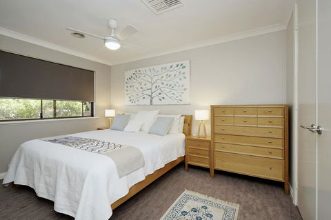 Marcus Villa Booragoon - Accommodation Brunswick Heads 0