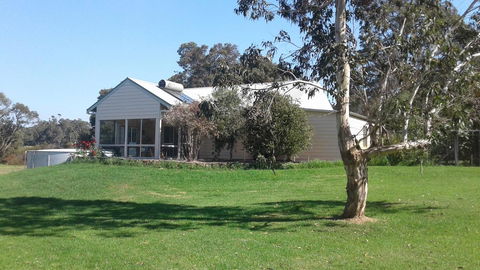 Abbivale Farm Cottage - Accommodation Brunswick Heads 2