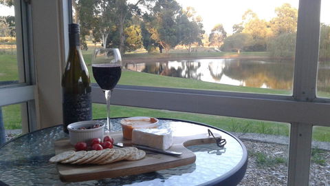 Abbivale Farm Cottage - Accommodation Brunswick Heads 0