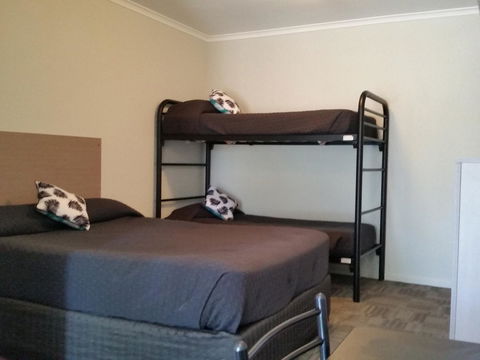 Mandurah Foreshore Motel - Accommodation Brunswick Heads 11