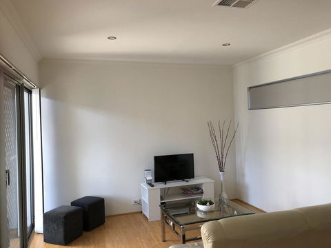Gerring Court With Free 1 Car Bay Parking - Accommodation Brunswick Heads 13