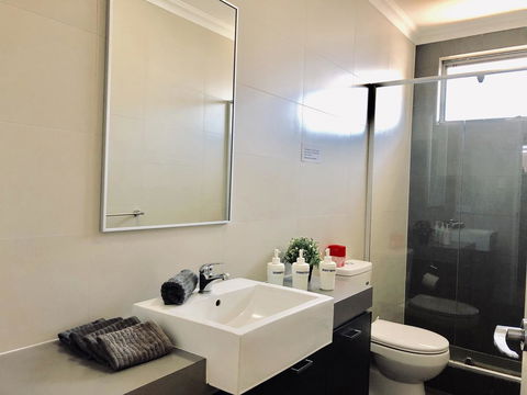 Gerring Court With Free 1 Car Bay Parking - Accommodation Brunswick Heads 6