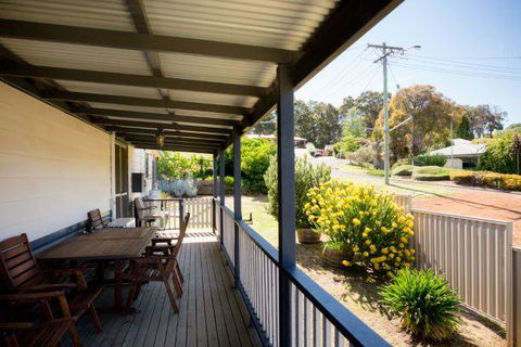 Yvonnes Rest Holiday Home - Accommodation Brunswick Heads 1