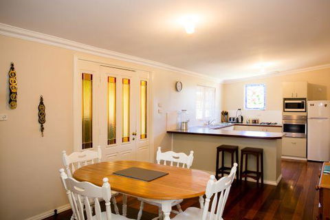 Yvonnes Rest Holiday Home - Accommodation Brunswick Heads 0