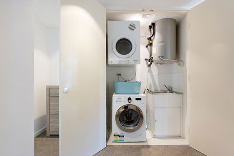 Beachside Living - South Fremantle - Accommodation Brunswick Heads 15