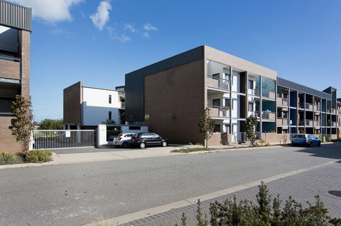 Beachside Living - South Fremantle - Accommodation Brunswick Heads 18