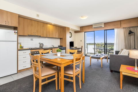 508 Stupendous Sunsets & Views Pool Gym Parking - Accommodation Brunswick Heads 10