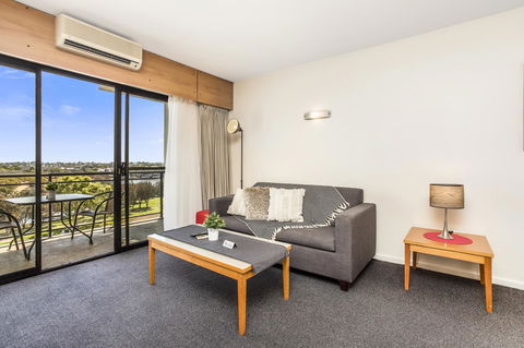 508 Stupendous Sunsets & Views Pool Gym Parking - Accommodation Brunswick Heads 2
