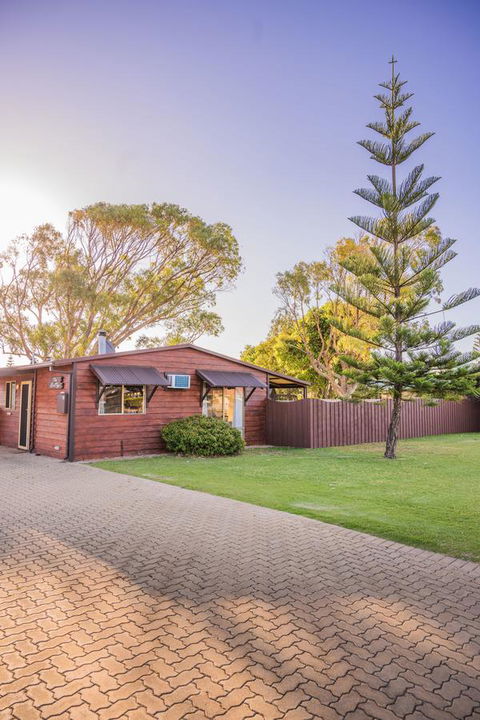 The Bothy Lancelin Family Retreat - Accommodation Brunswick Heads 11