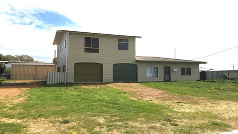 Don\'t Worry Be Happy - Accommodation Brunswick Heads 0
