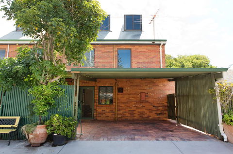 Monument Hill Townhouse - Fremantle - Accommodation Brunswick Heads 24