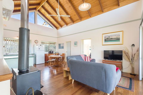 Surfside Ocean Beach Denmark Holiday Accommodation - Accommodation Brunswick Heads 23