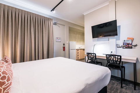 Nightcap At Wanneroo Tavern - Accommodation Brunswick Heads 11