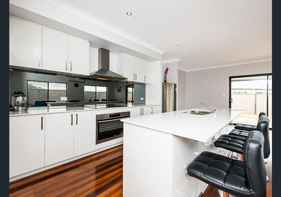 Piara Waters WA Accommodation Brunswick Heads