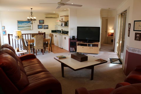 Crossland House - Accommodation Brunswick Heads 19