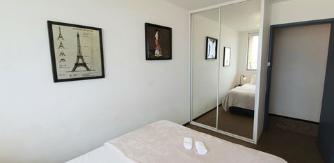 Lawley Luxury Views - Perth City, Swan River - Accommodation Brunswick Heads 11