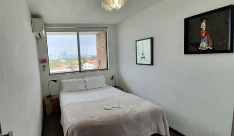 Lawley Luxury Views - Perth City, Swan River - Accommodation Brunswick Heads 10