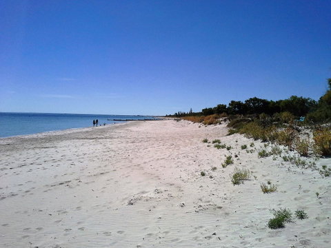Busselton Beachfront - Accommodation Brunswick Heads 10