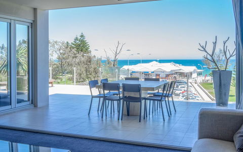 Mullaloo Beach Hotels & Apartments - Accommodation Brunswick Heads 2