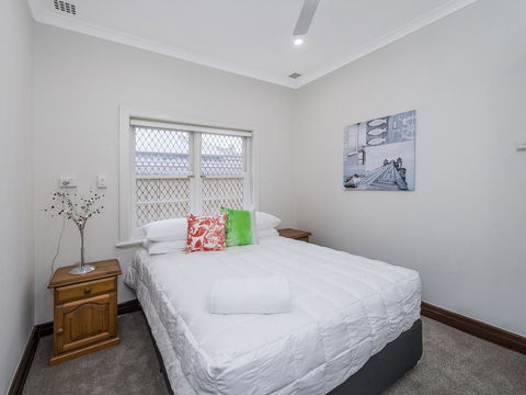 Luxury Federation Style Home - Sleeps 10 - Accommodation Brunswick Heads 12