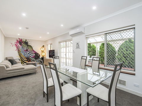 Luxury Federation Style Home - Sleeps 10 - Accommodation Brunswick Heads 0