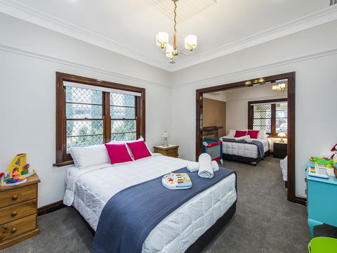 Luxury Federation Style Home - Sleeps 10 - Accommodation Brunswick Heads 8