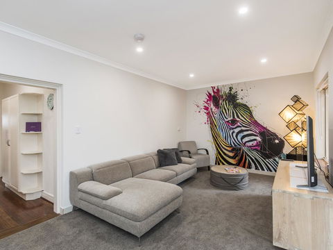 Luxury Federation Style Home - Sleeps 10 - Accommodation Brunswick Heads 1
