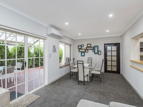 Luxury Federation Style Home - Sleeps 10 - Accommodation Brunswick Heads 2
