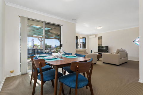Como South Perth Villa - Accommodation Brunswick Heads 8
