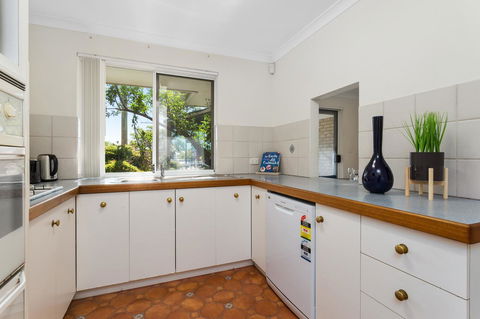 Como South Perth Villa - Accommodation Brunswick Heads 11