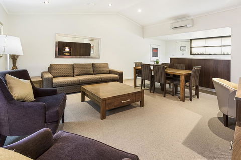 Karratha International Hotel - Accommodation Brunswick Heads 3
