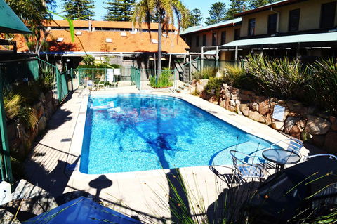 Cottesloe Beach Chalets - Accommodation Brunswick Heads 19
