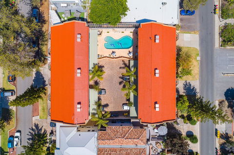 Cottesloe Beach Chalets - Accommodation Brunswick Heads 14