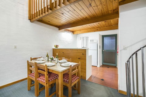 Cottesloe Beach Chalets - Accommodation Brunswick Heads 31