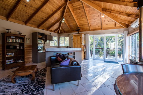 Cape Howe Cottages - Accommodation Brunswick Heads 13