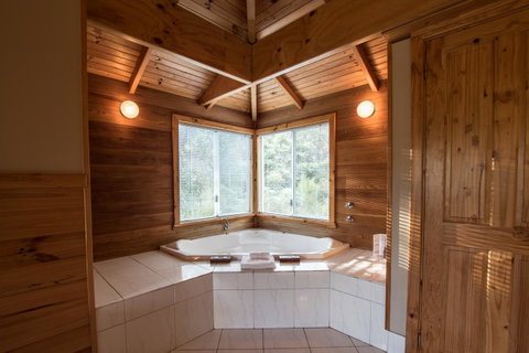 Cape Howe Cottages - Accommodation Brunswick Heads 10