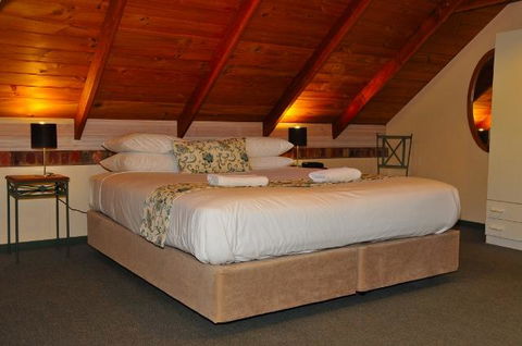 Waterfall Cottages - Accommodation Brunswick Heads 4