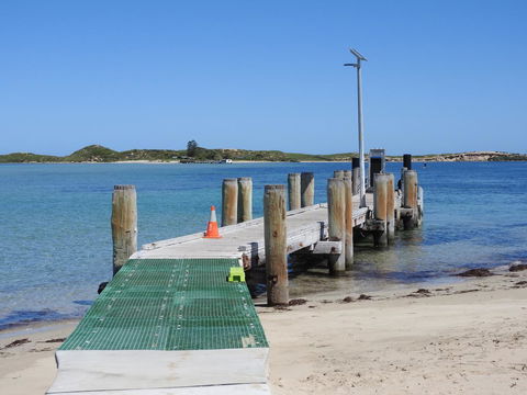 The Royal Dolphin Bed & Breakfast Safety Bay - Accommodation Brunswick Heads 12