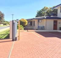 The Royal Dolphin Bed  Breakfast Safety Bay - Accommodation Brunswick Heads
