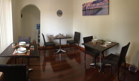The Royal Dolphin Bed & Breakfast Safety Bay - Accommodation Brunswick Heads 28