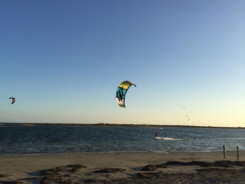 The Royal Dolphin Bed & Breakfast Safety Bay - Accommodation Brunswick Heads 24