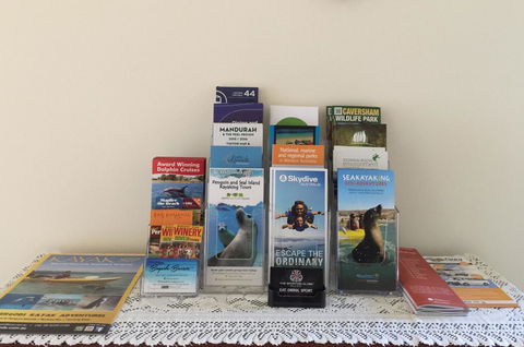 The Royal Dolphin Bed & Breakfast Safety Bay - Accommodation Brunswick Heads 27