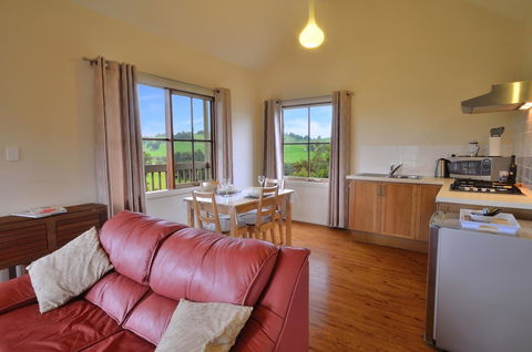 Balingup Highview Chalets - Accommodation Brunswick Heads 4