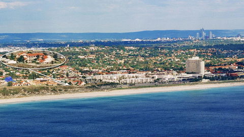 Scarborough & Absolutely Beachfront - Accommodation Brunswick Heads 1