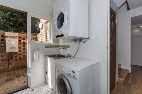 Cottesloe Sea Salt Abode - Executive Escapes - Accommodation Brunswick Heads 12